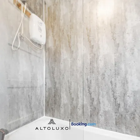 Ferienhaus Warm & Stylish Retreat For Group By Altoluxo *